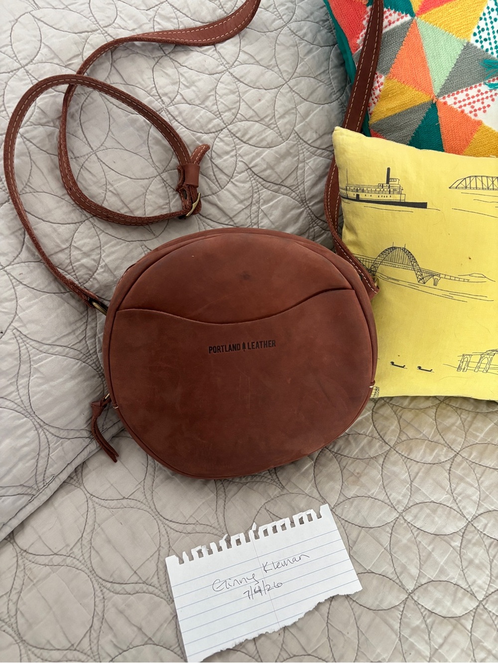 Portland Leather Large Circle in Unicorn Mauve